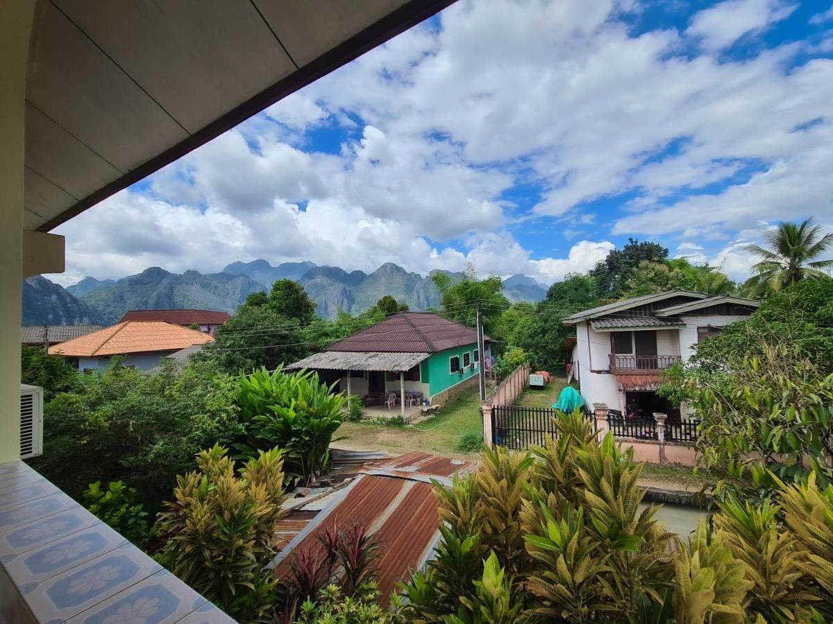 Saphaothong Guesthouse Vang Vieng Esterno foto